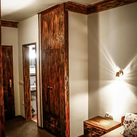 Framski Hram Guest house